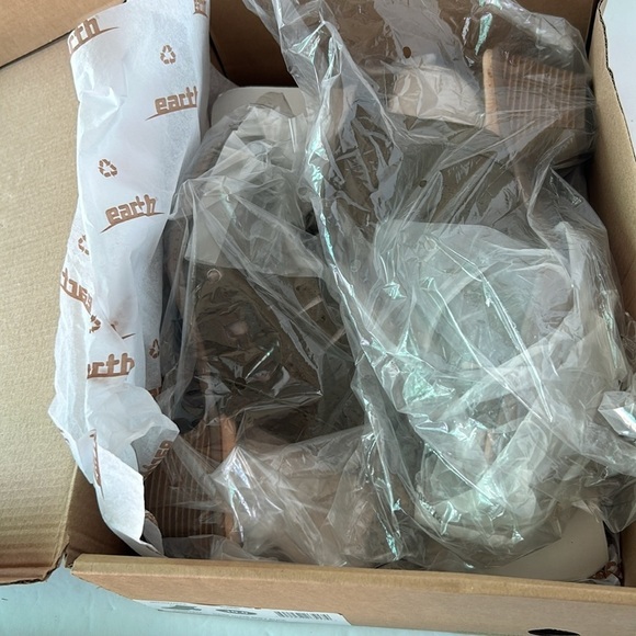 Earth Kristen NIB Open Toe Lave Up Heel Bootie Sandals Dark Olive NuBuck - Picture 9 of 9